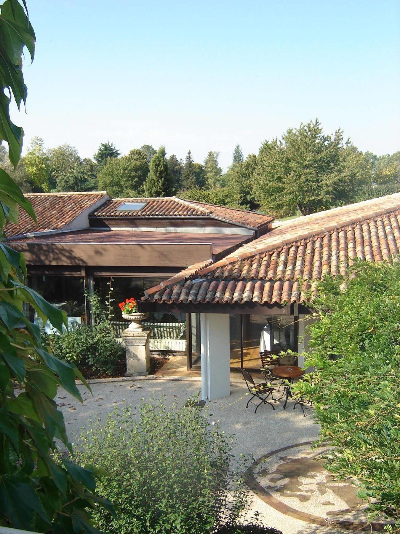Relais Du Bois Saint Georges - Hotel De Charme Saintes Exteriör bild